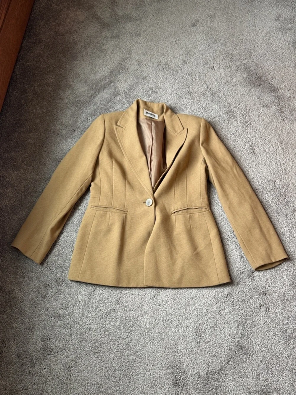Kasper Tan 2 Piece Blazer Skirt Suit Petite SIZE 6P/4P Career Office